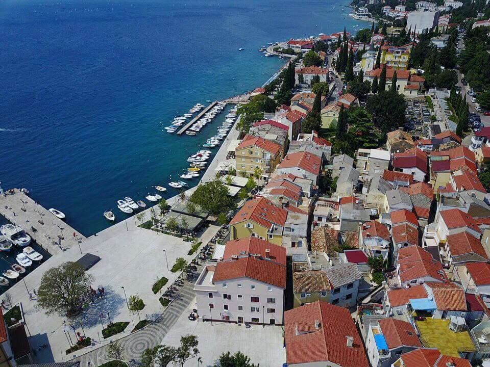 Apartments Adriatic 3 Селце Экстерьер фото