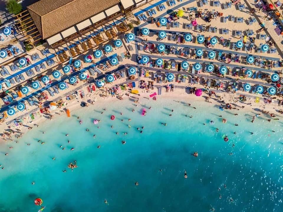 Apartments Adriatic 3 Селце Экстерьер фото