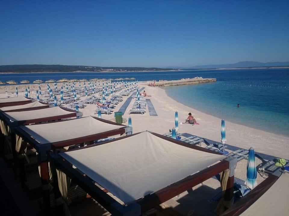 Apartments Adriatic 3 Селце Экстерьер фото