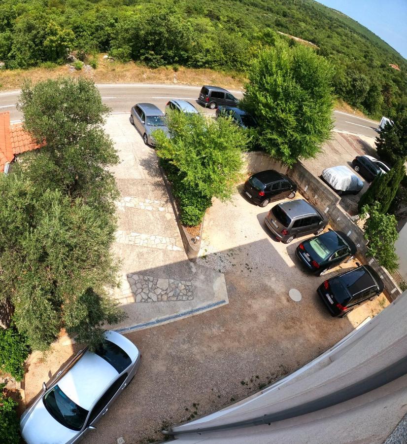 Apartments Adriatic 3 Селце Экстерьер фото
